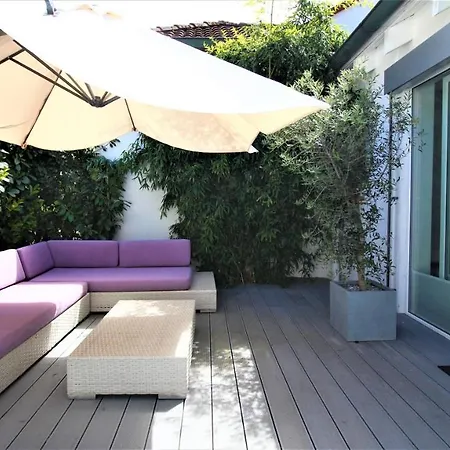 ✦ Lovely Studio ✦ - Big Terrace, Private Parking * Wurzburg