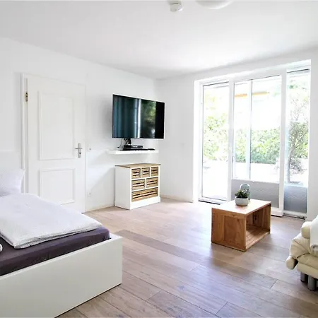 ✦ Lovely Studio ✦ - Big Terrace, Private Parking Apartment Wurzburg